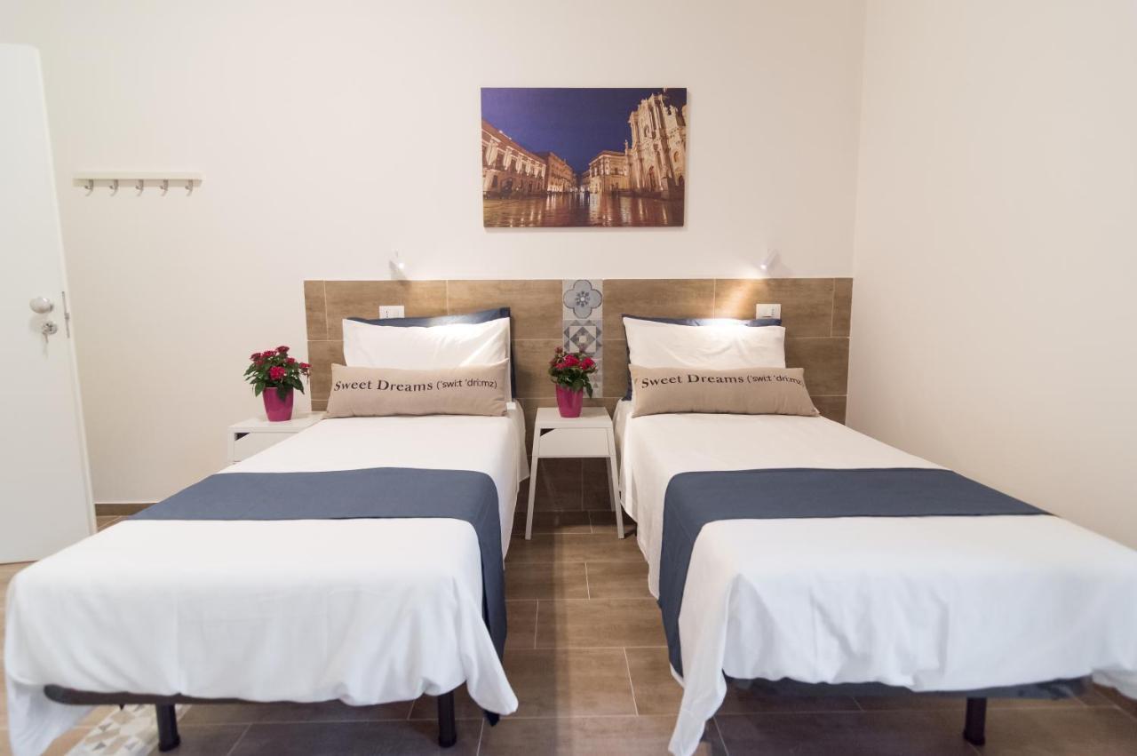 Raudino Rooms Syracuse Luaran gambar